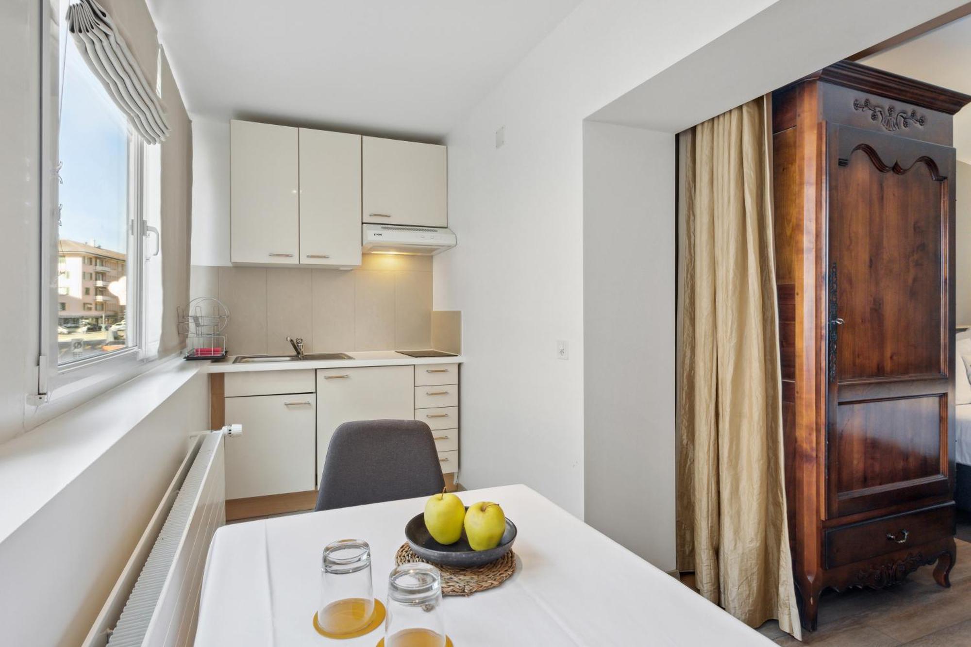 Hotel De La Couronne Morges Εξωτερικό φωτογραφία
