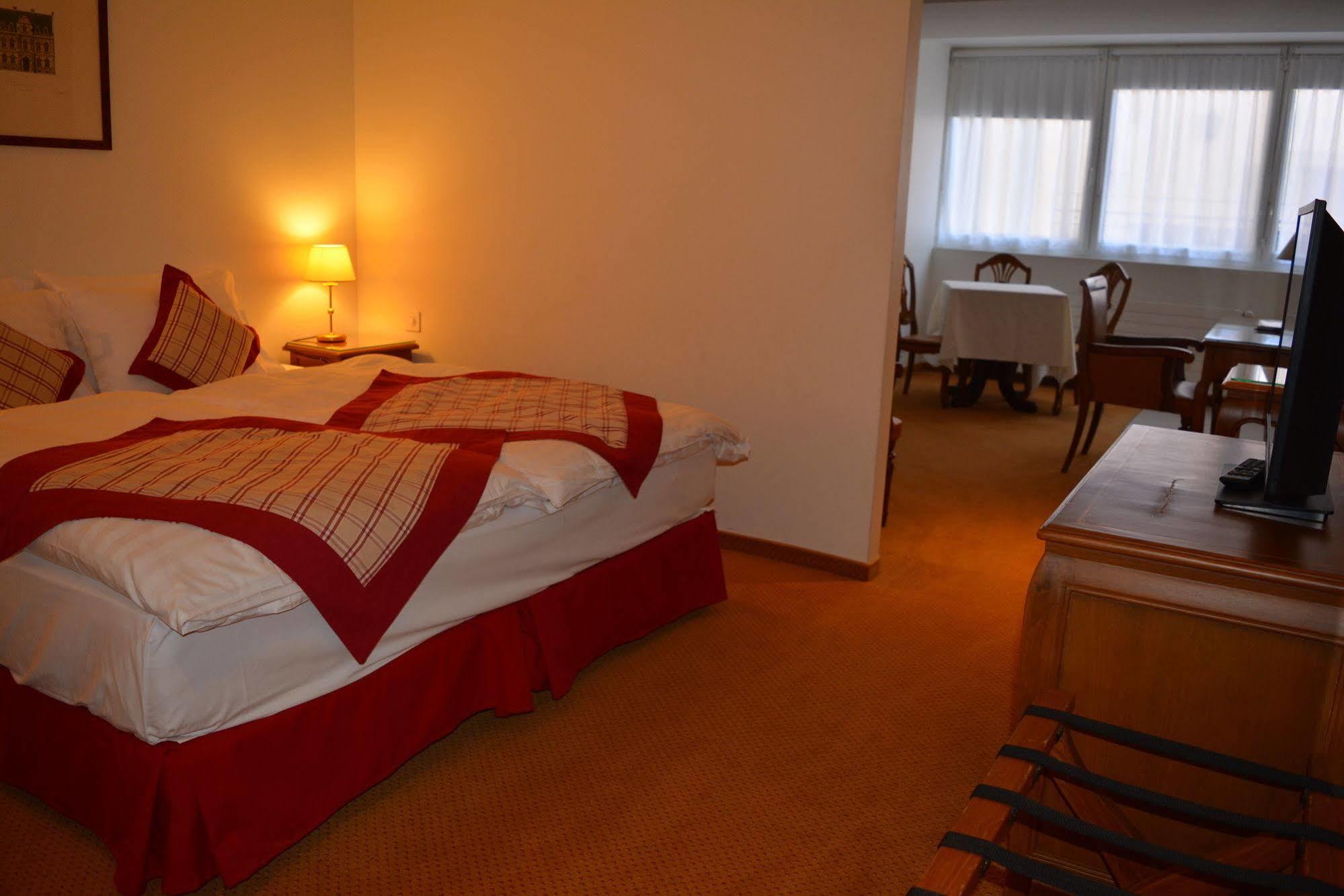 Hotel De La Couronne Morges Εξωτερικό φωτογραφία